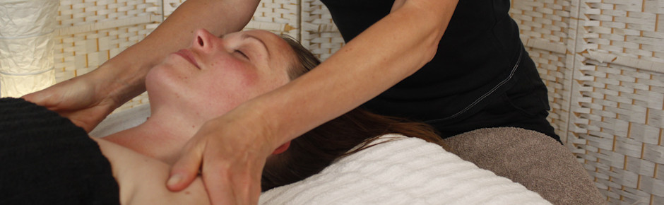 easing the shoulders